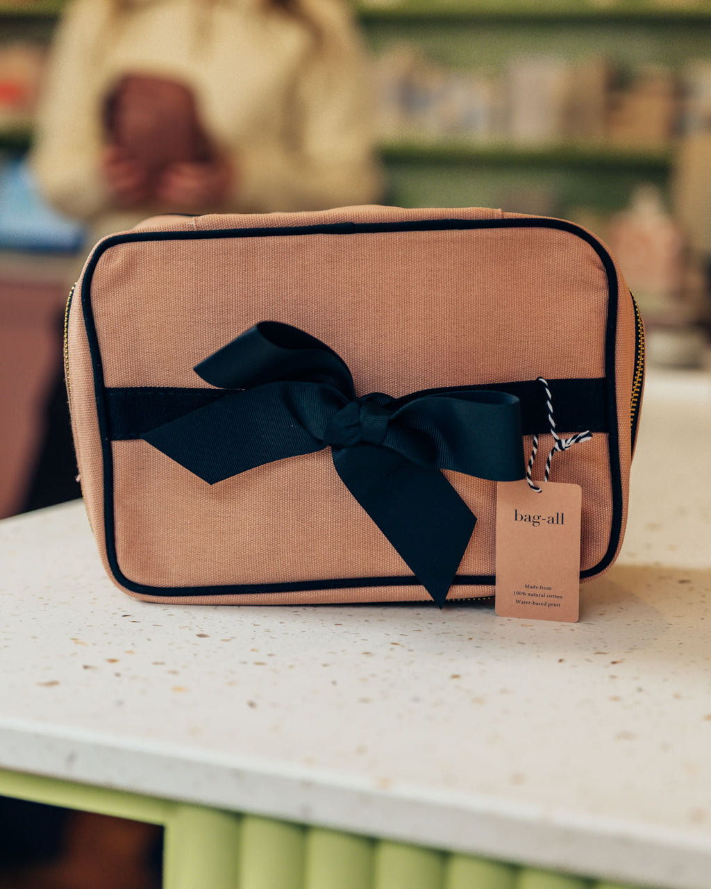 Medium Box Makeup & Toiletry, Pink/Blush