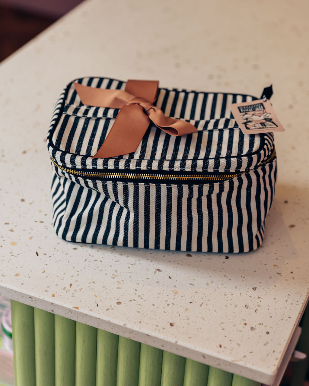 Medium Box Makeup & Toiletry, Striped