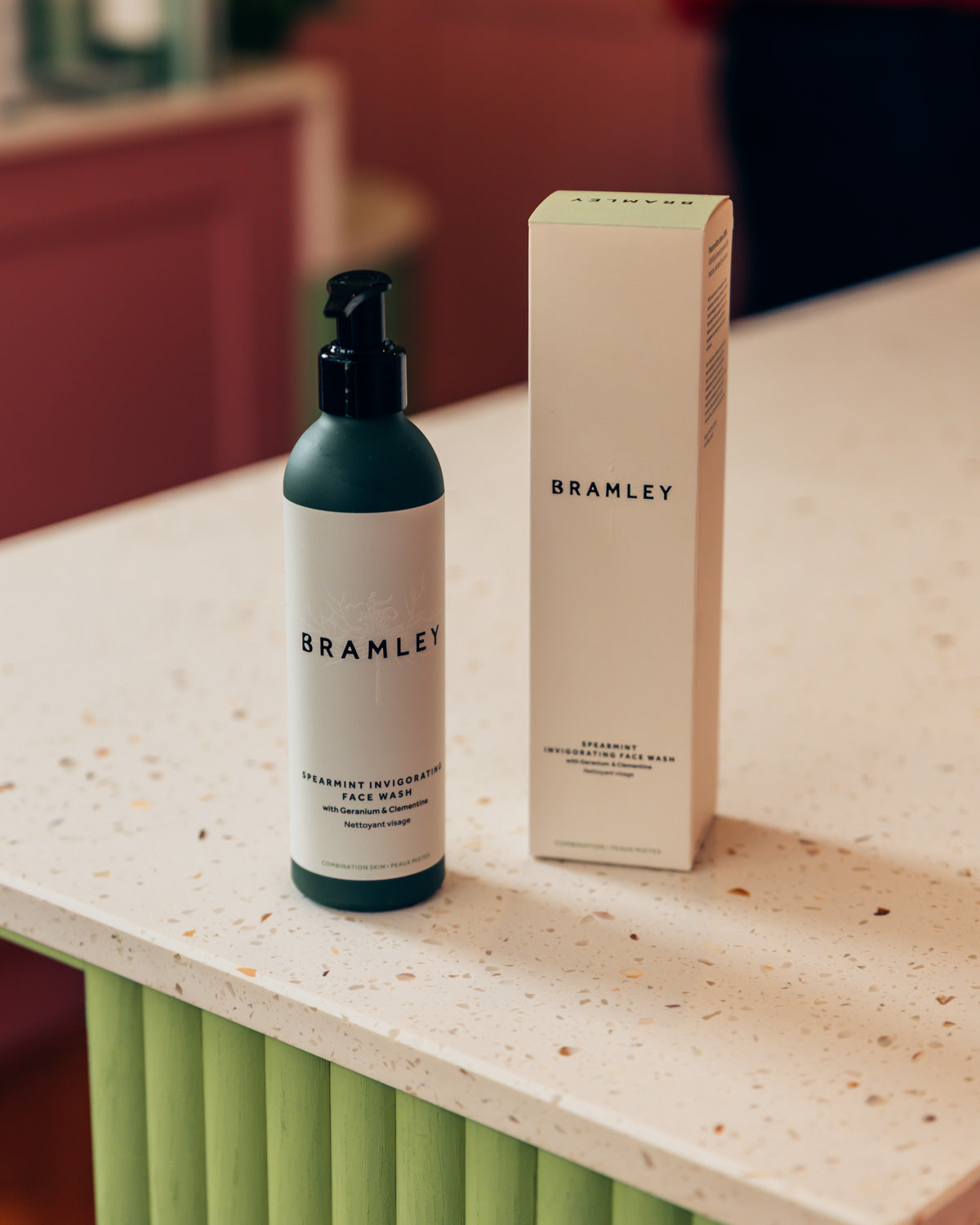 Bramley Spearmint Invigorating FaceWash