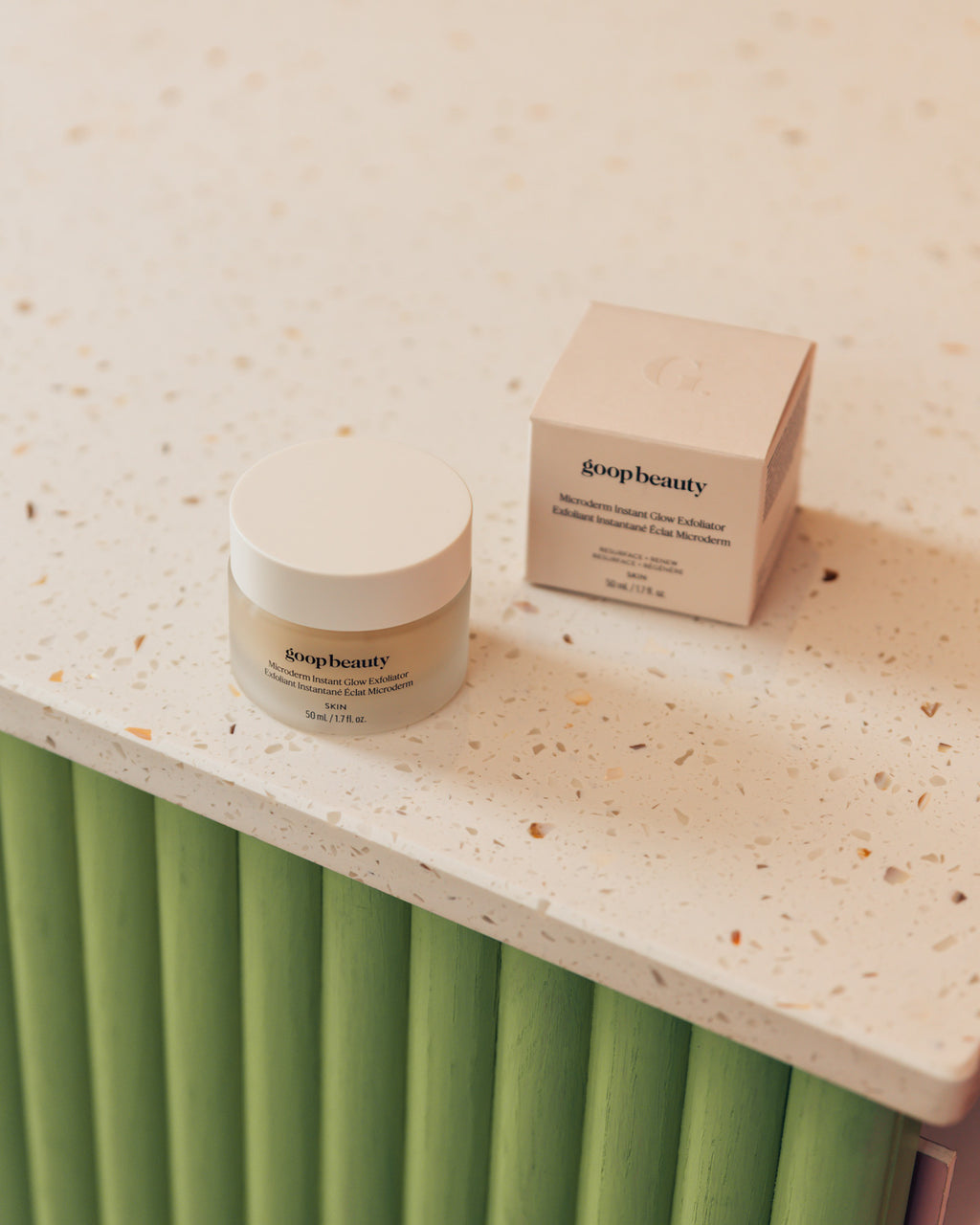 Microderm Instant Glow Exfoliator